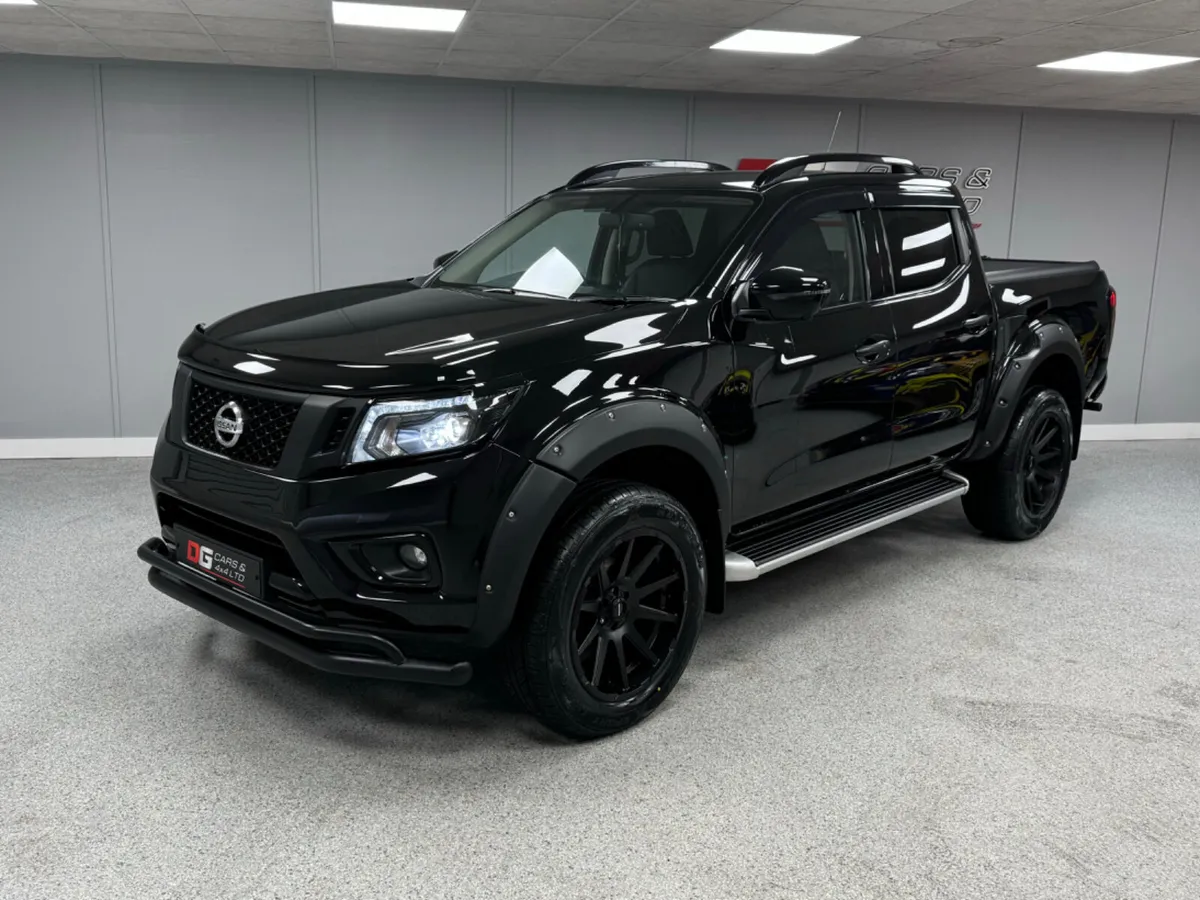 2021 Nissan Navara 2.3 DCI Tekna Automatic - Image 3