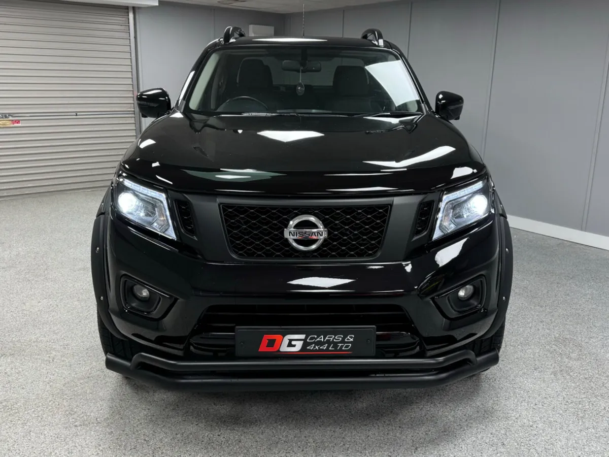 2021 Nissan Navara 2.3 DCI Tekna Automatic - Image 2