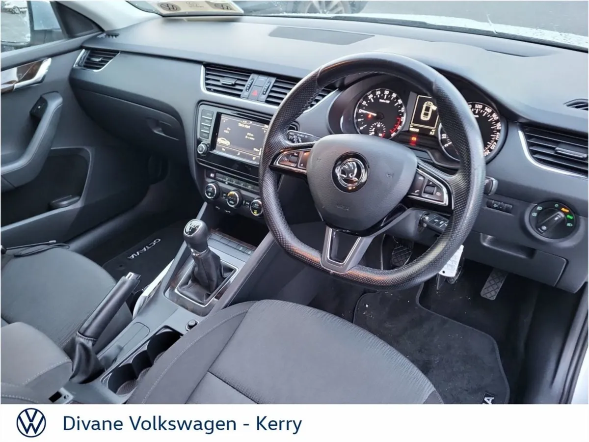 Skoda Octavia Style 1.6tdi 90 BHP - Image 4