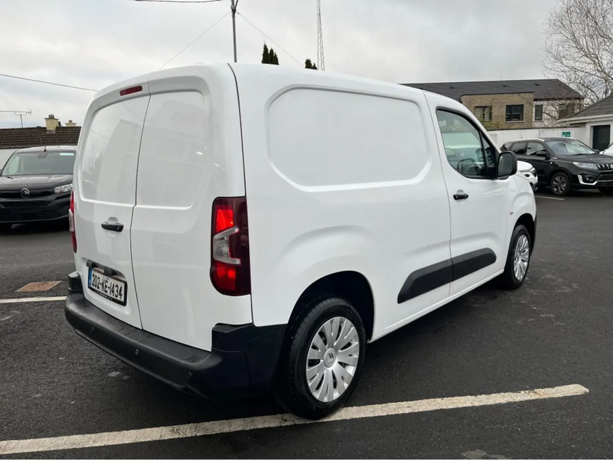 Citroen Berlingo LX 1.5 Bluehdi 75 650KG (price E - Image 3