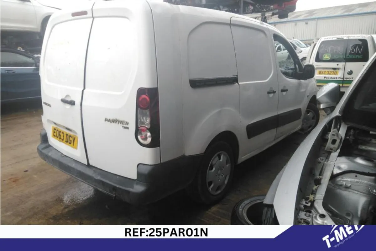 2013 PEUGEOT PARTNER BREAKING FOR PARTS - Image 4