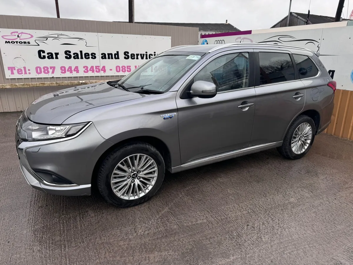 182 Mitsubishi Outlander 2.4 221BHP PHEV AUTO - Image 2