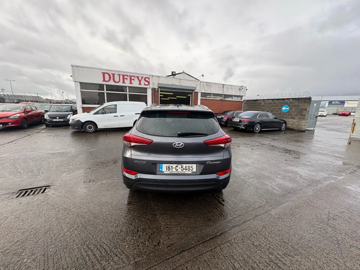 16 Tucson - Image 1