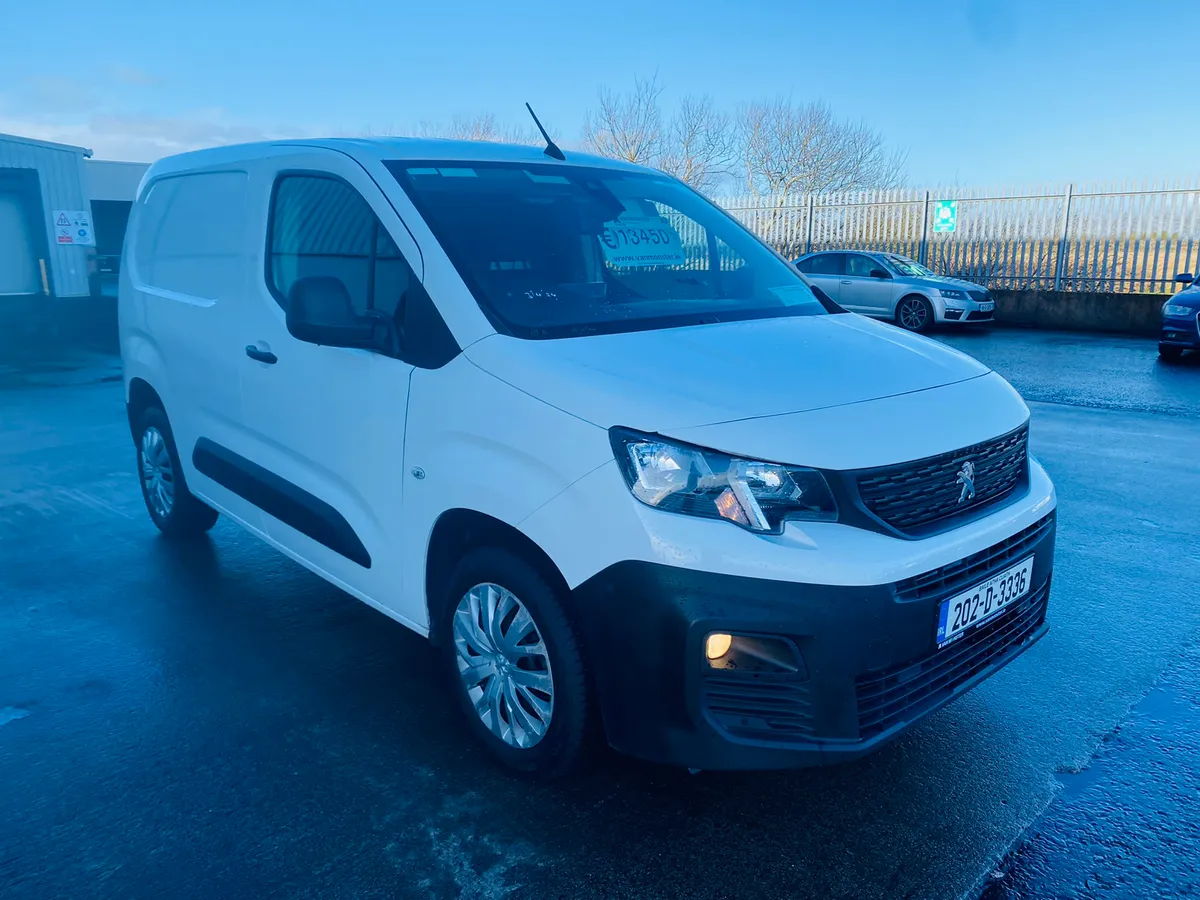 202 Peugeot Partner 1.5 100Bhp PRO €11,950 + VAT - Image 3