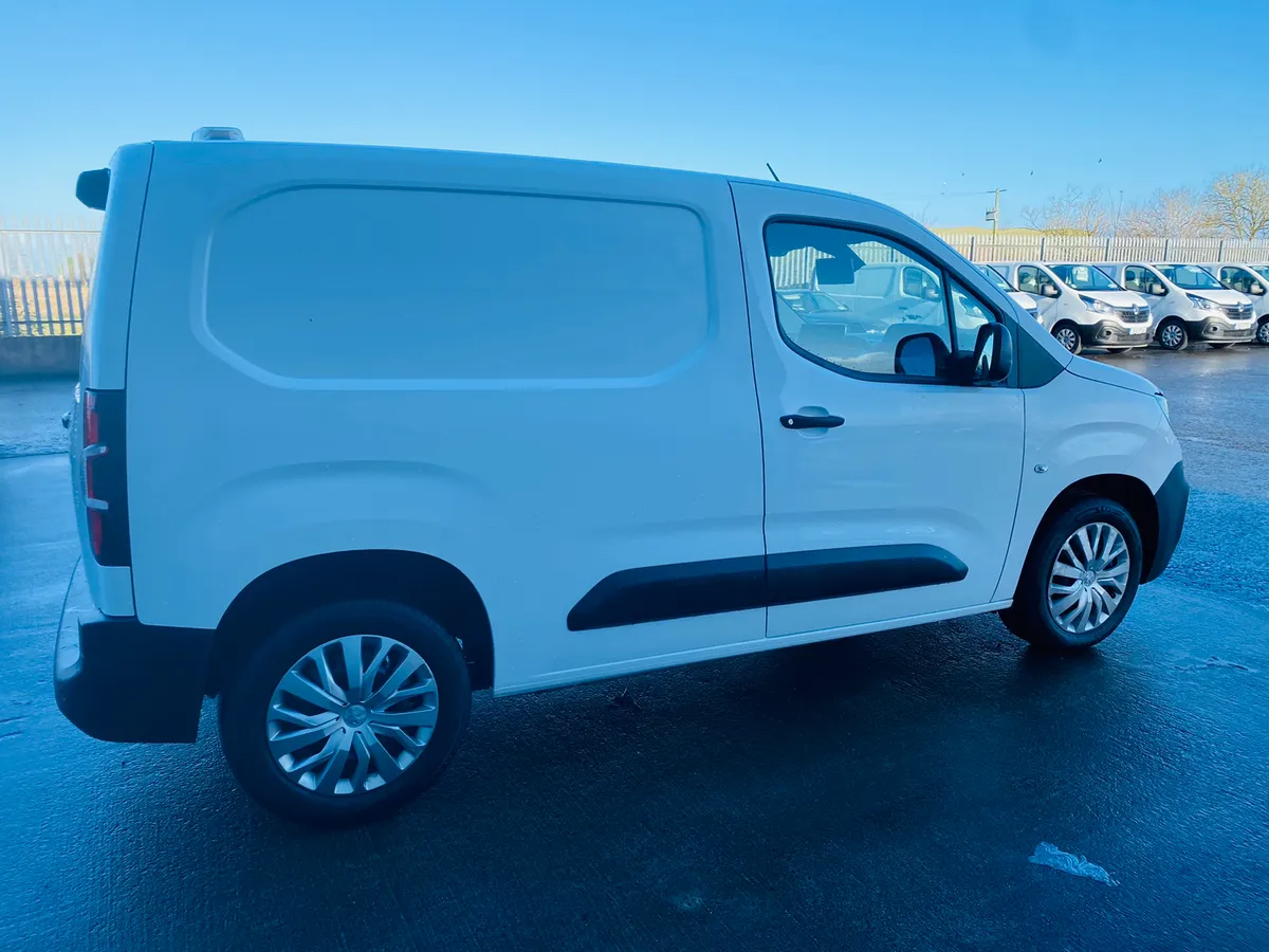 202 Peugeot Partner 1.5 100Bhp PRO €11,950 + VAT - Image 4