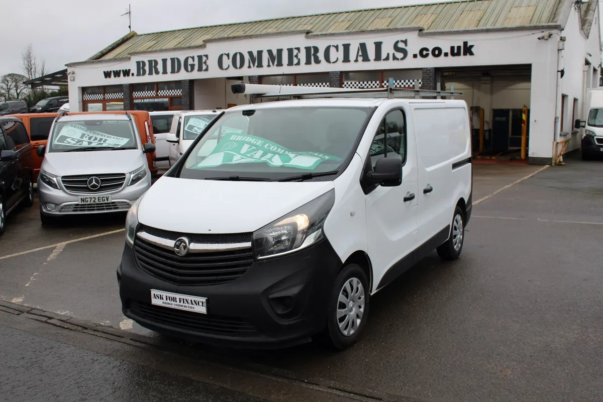 2015 Vauxhall Vivaro 2700 CDTI @ £7995 + VAT - Image 1