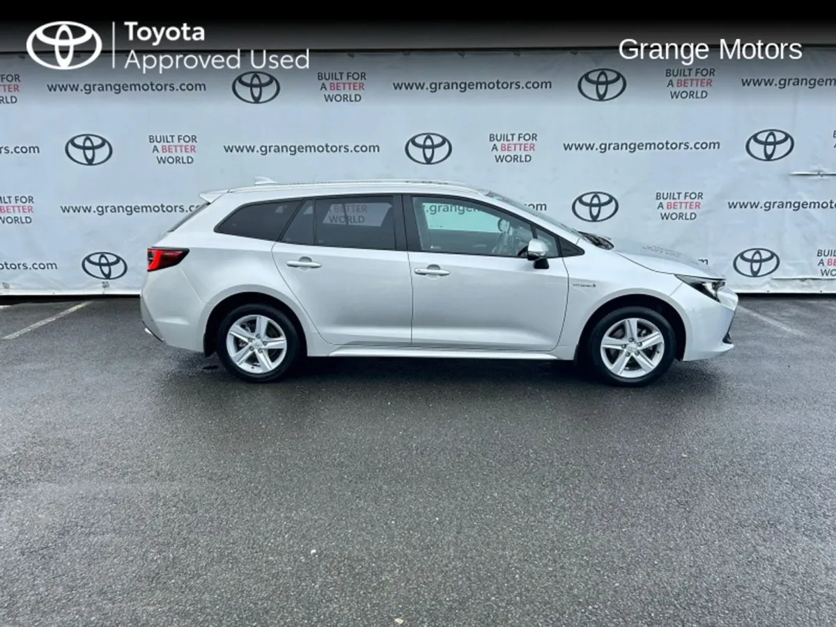 Toyota Corolla Hybrid 1.8 Luna Ts(estate) 5DR Auto - Image 3