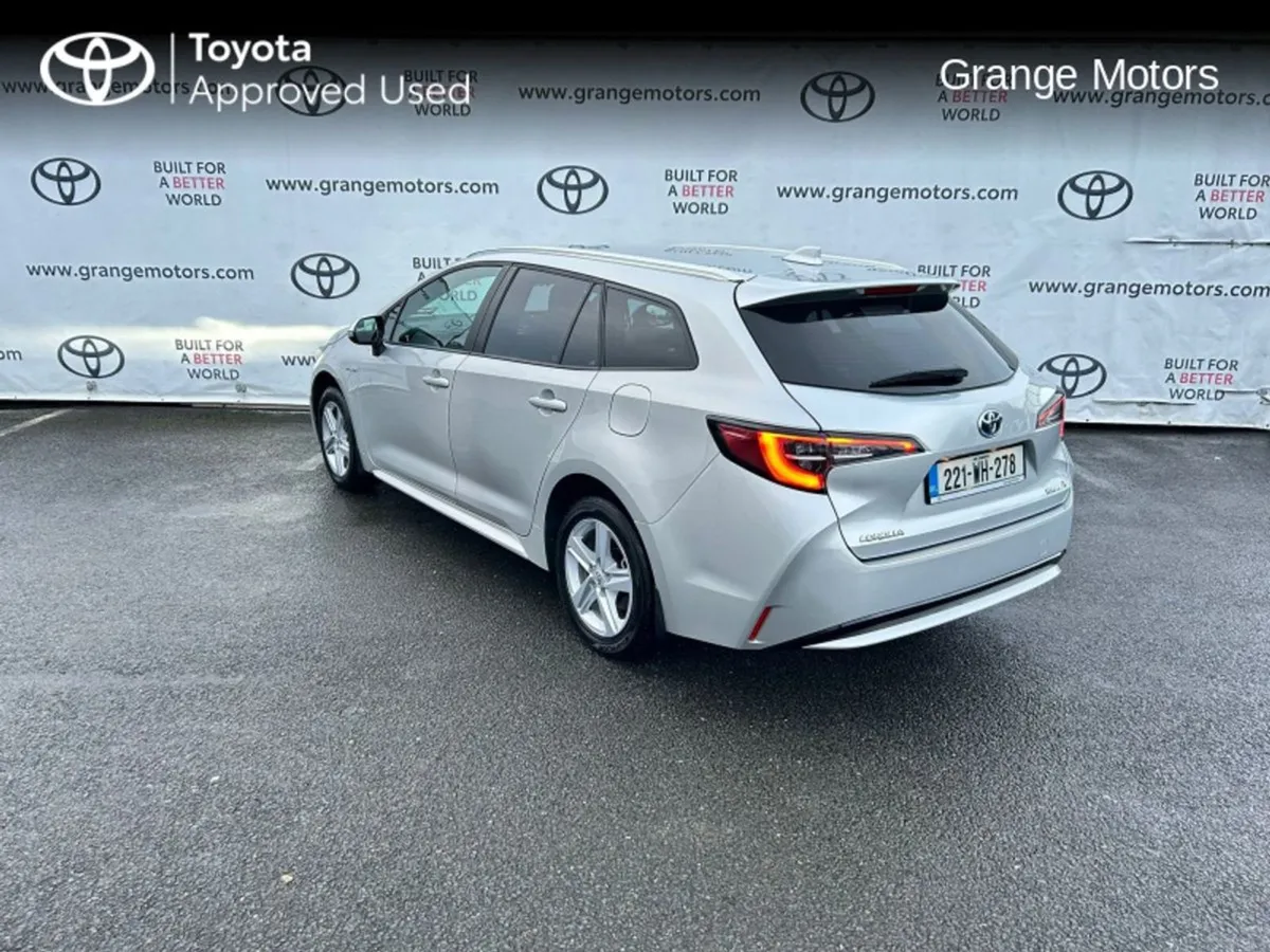 Toyota Corolla Hybrid 1.8 Luna Ts(estate) 5DR Auto - Image 2