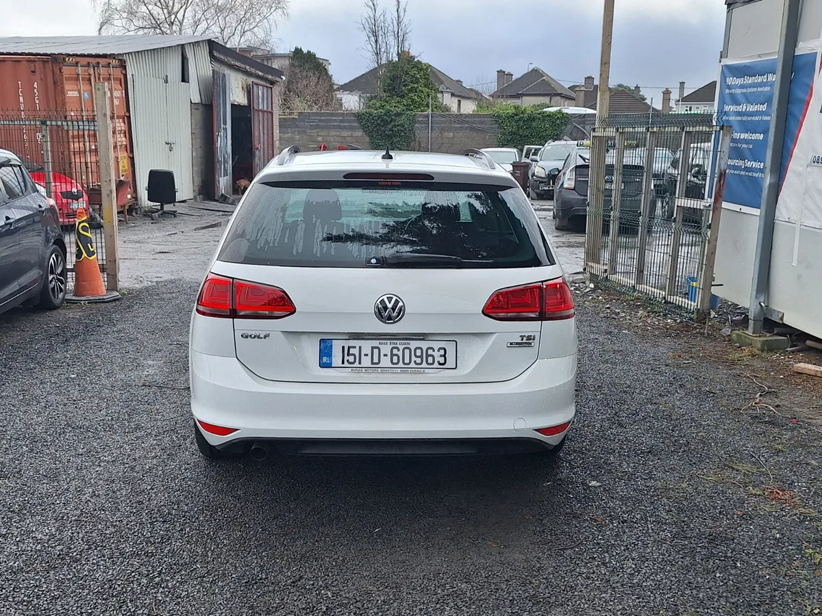 VW GOLF ESTATE 1.2L PETROL AUTOMATIC - Image 4