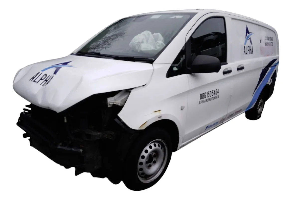 2015 MERCEDES BENZ VITO For Breaking/Dismantling - Image 1