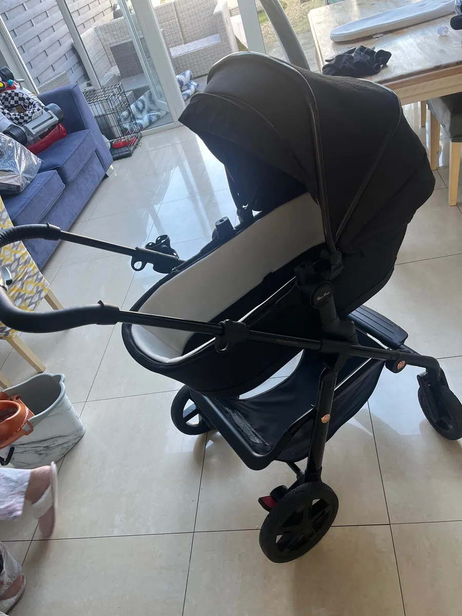Silvercross pram - Image 1