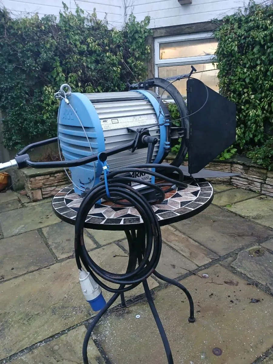 2000 Watt studio lights (brand: Arri) - Image 2