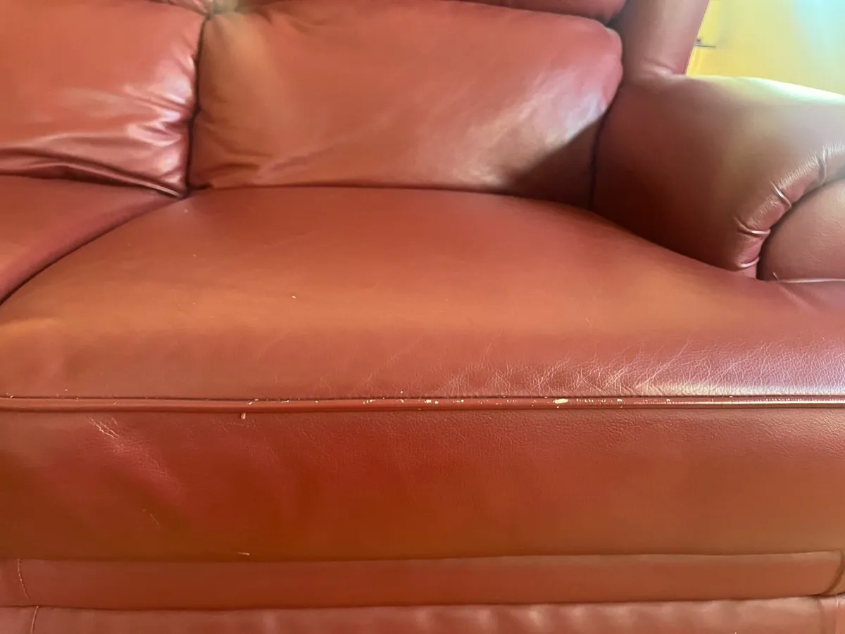 Leather Sofa Suite + 2 Recliner Leather Armchairs - Image 3