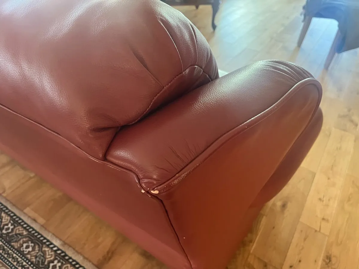 Leather Sofa Suite + 2 Recliner Leather Armchairs - Image 4