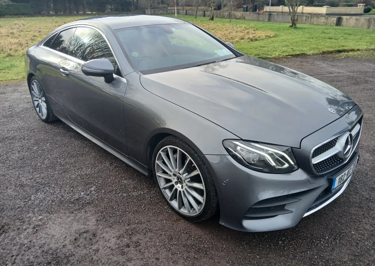 MERCEDES-BENZ E220D 2018 AMG SPORT - Image 2