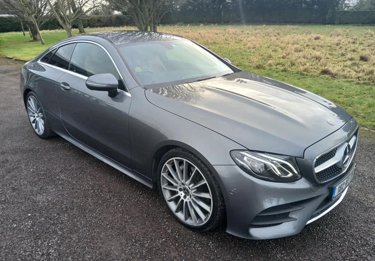 MERCEDES-BENZ E220D 2018 AMG SPORT - Image 1