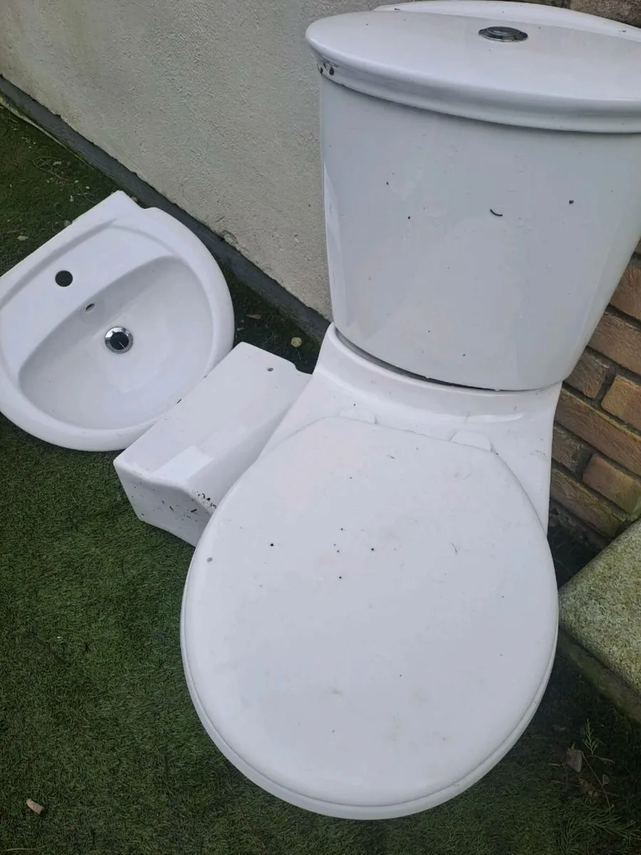 Toilet sink and shower tray - Image 2