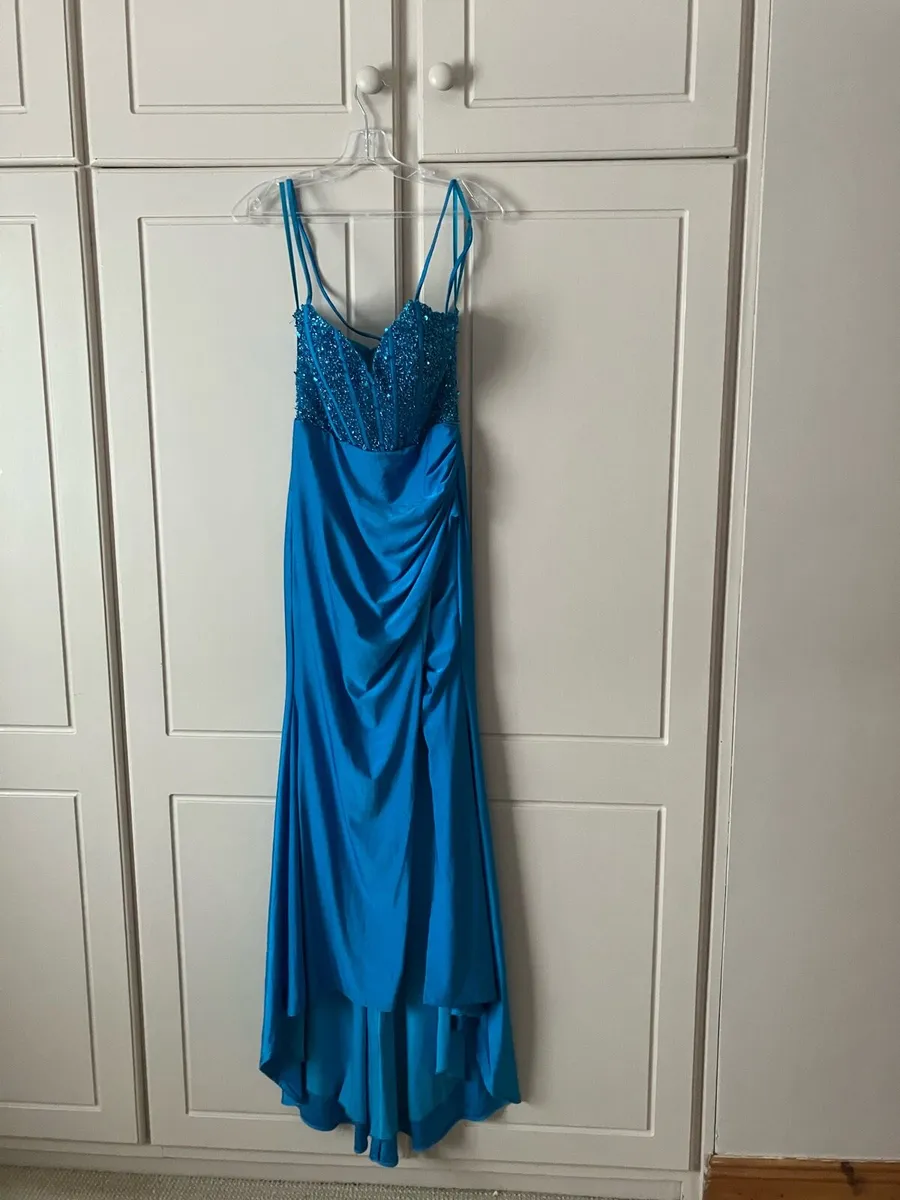 Debs dress - Image 3