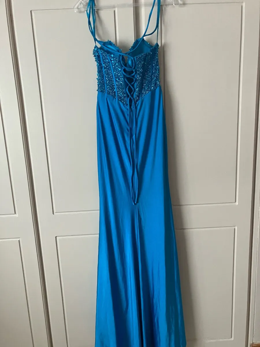 Debs dress - Image 4