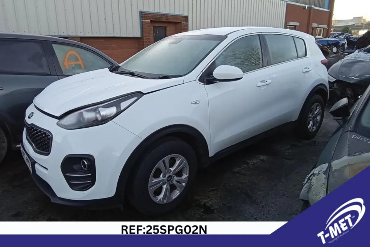 2017 KIA SPORTAGE BREAKING FOR PARTS - Image 1