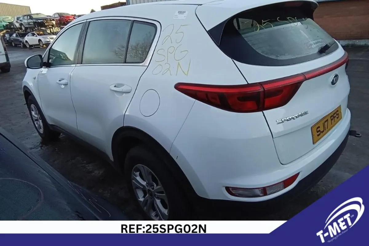 2017 KIA SPORTAGE BREAKING FOR PARTS - Image 3