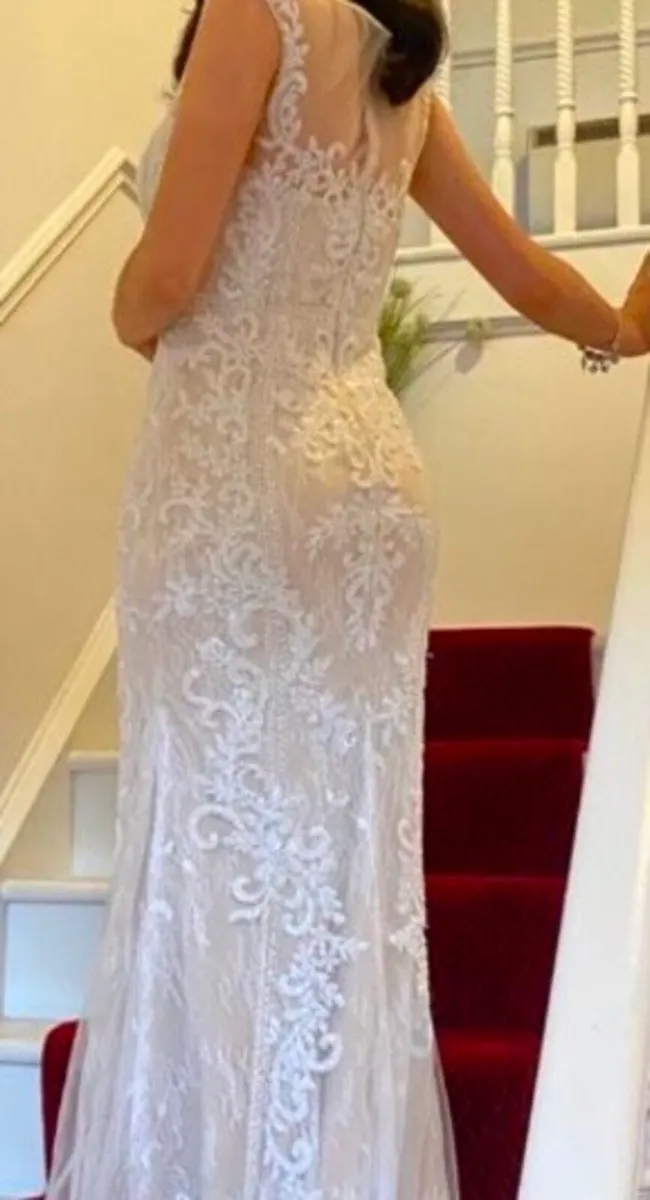 Wedding dress - Image 1