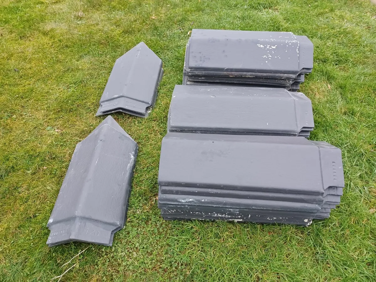 Ridge cap slates - Image 1