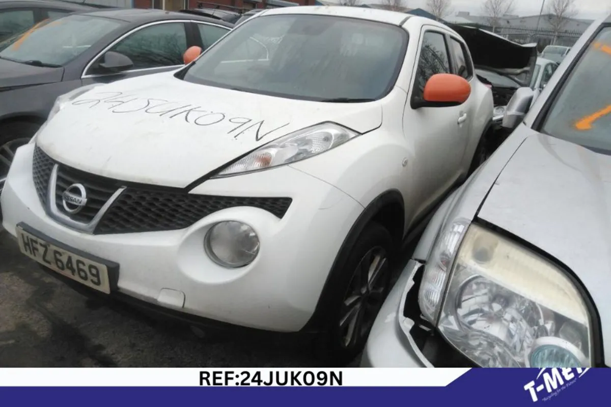 2011 NISSAN JUKE BREAKING FOR PARTS - Image 2