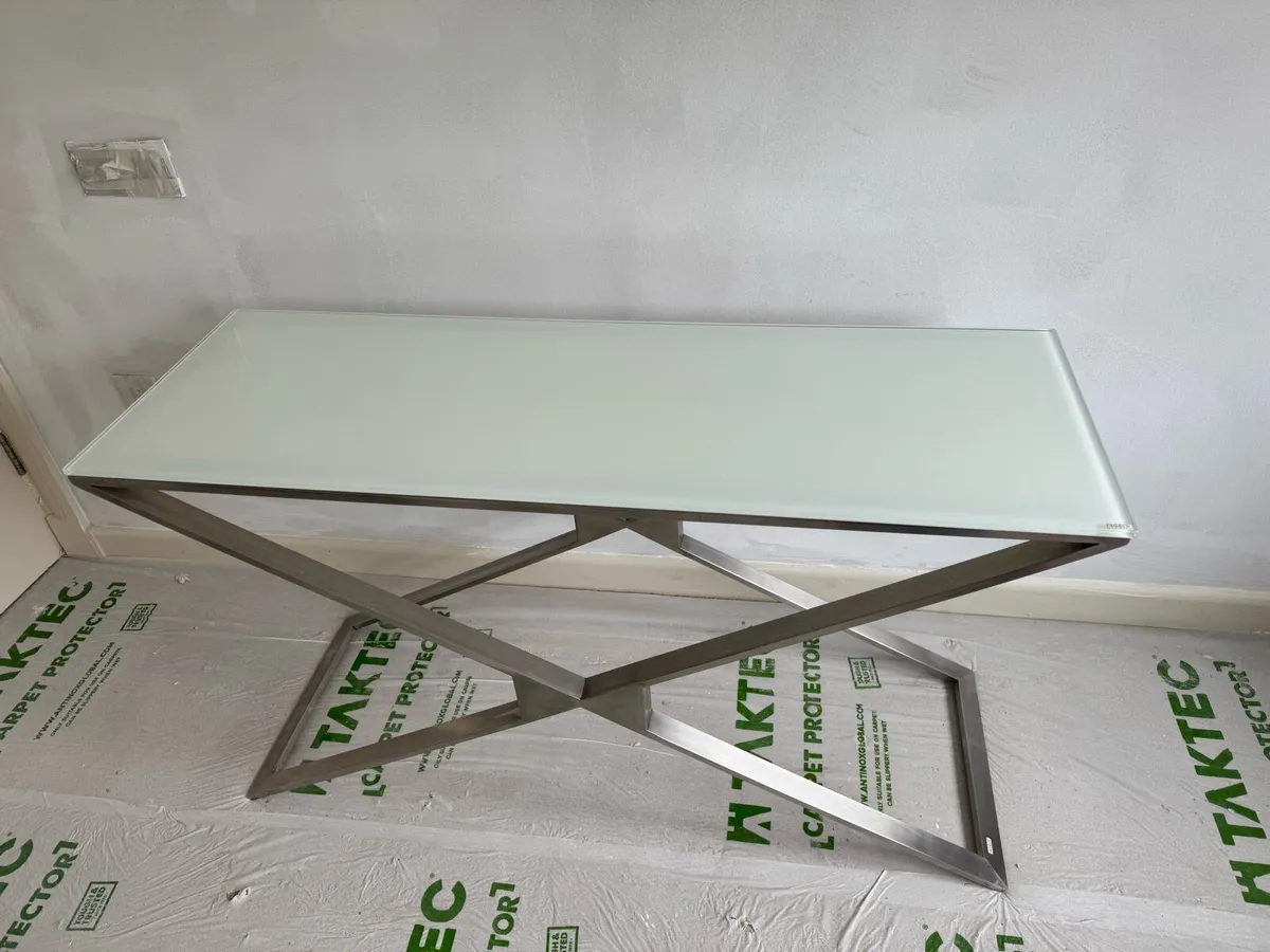 Glass hallway console table - Image 2
