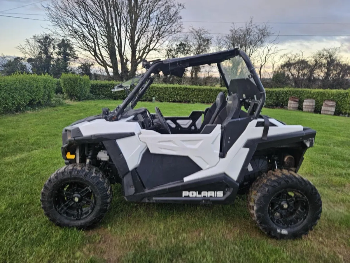Polaris RZR 900 - Image 1