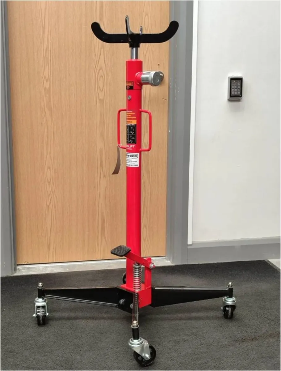 Gearbox / Transmission Pit Jack 500KG - Image 1
