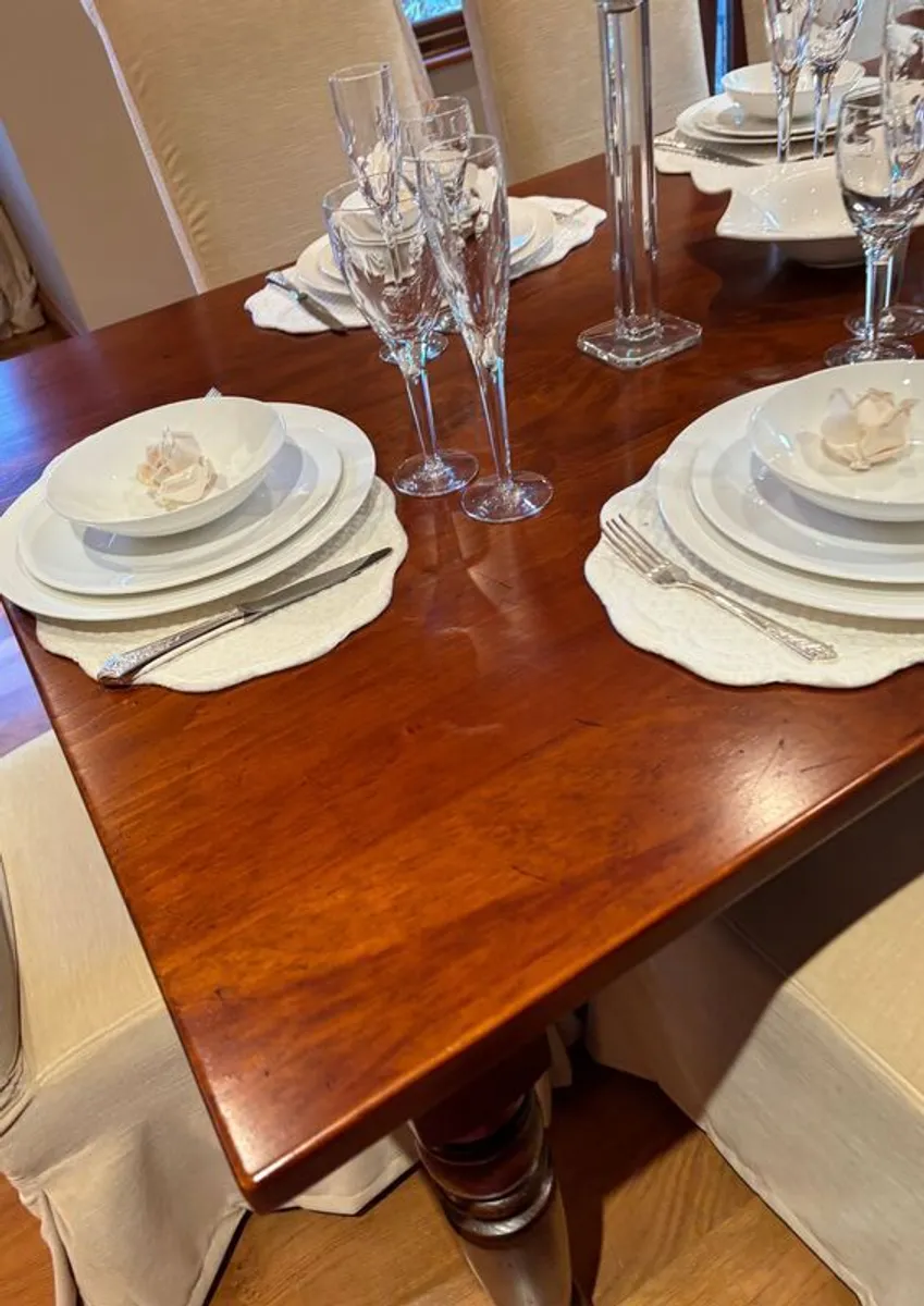 Stunning Chalon Dining Table & 8 Chairs - Image 2