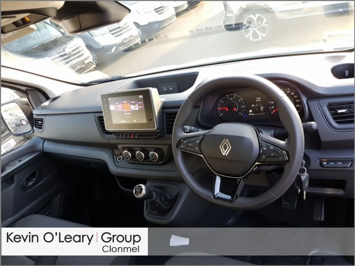 Renault Trafic Start 150 BHP Lh30 High Roof - Image 3
