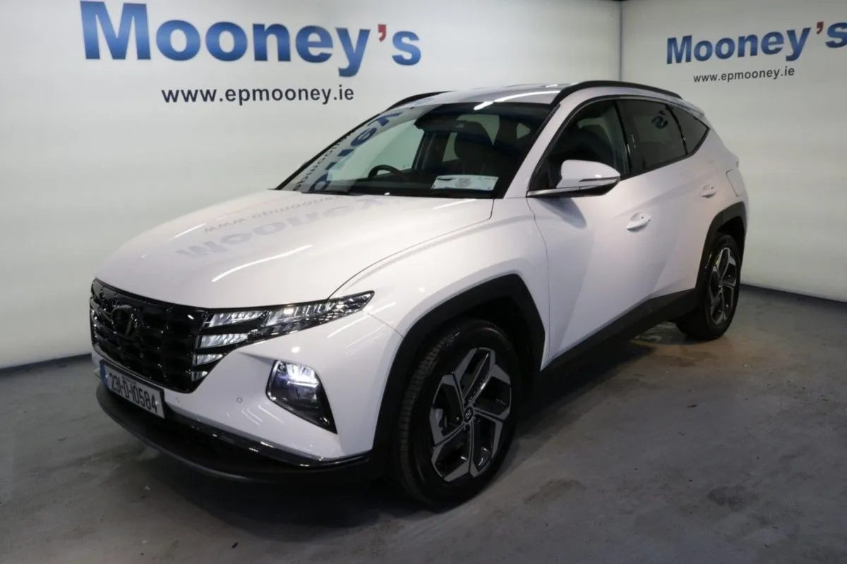 Hyundai Tucson Hybrid Executive Plus 1.6l Petrol - Image 1