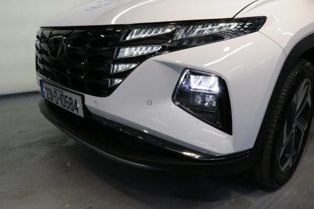 Hyundai Tucson Hybrid Executive Plus 1.6l Petrol - Image 3