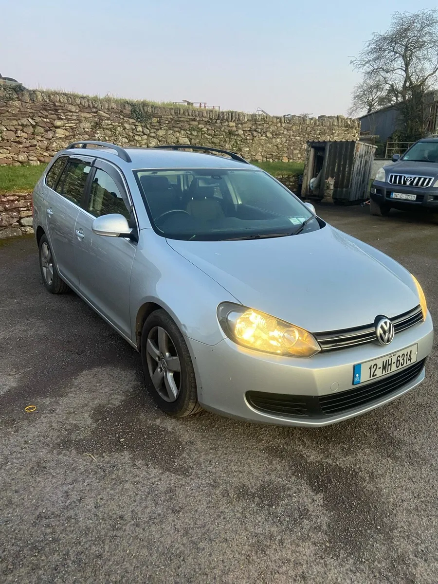 2012 Volkswagen Golf estate - Image 1