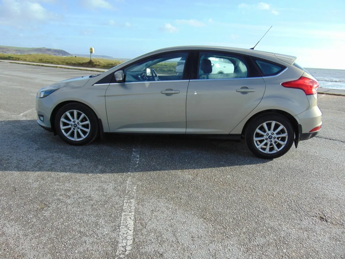 Ford Focus 2017,1.0 125 PS 6-Speed Titanium - Image 2