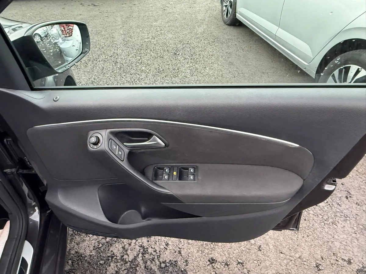 VOLKSWAGON POLO - Image 16