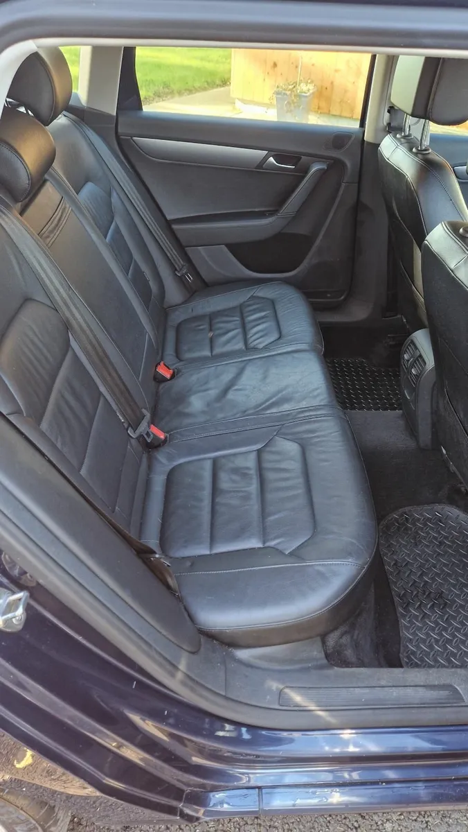 Volkswagen Passat Estate 2014 - Image 2