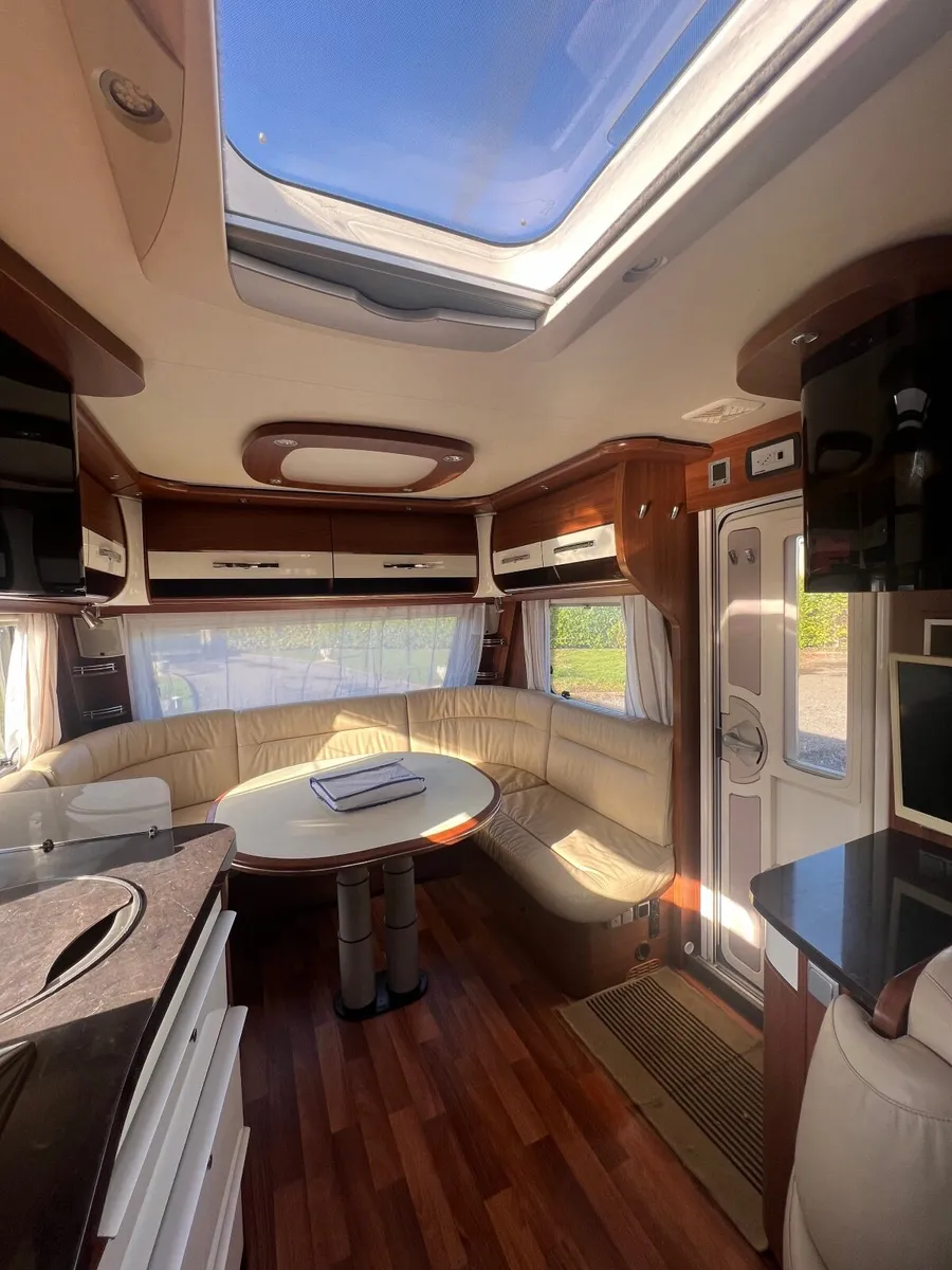 Caravan 5 berth - Image 1