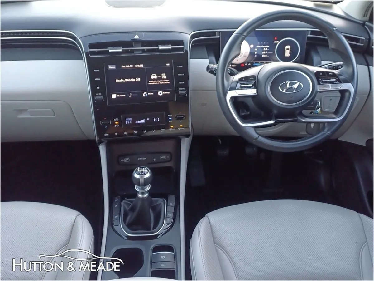 Hyundai Tucson Executive 1.6 Diesel 5dr - Image 3