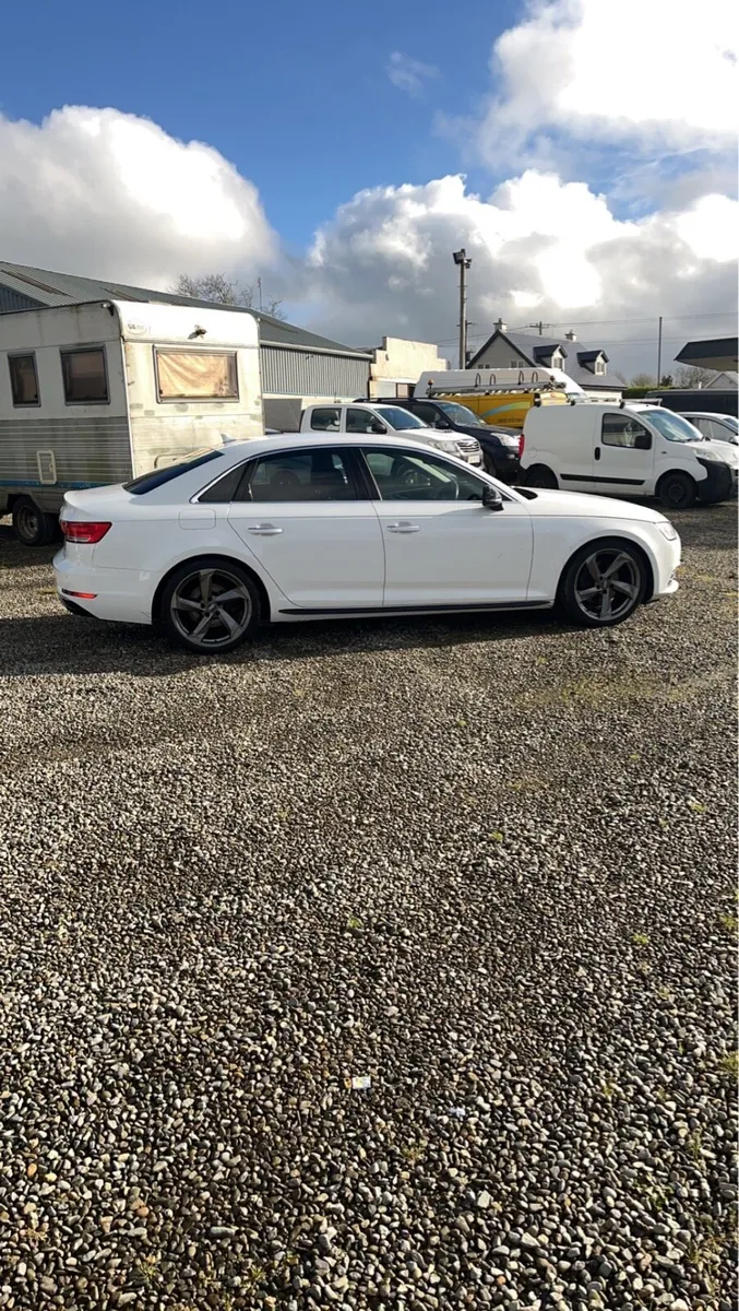2016 Audi A4 - Image 4