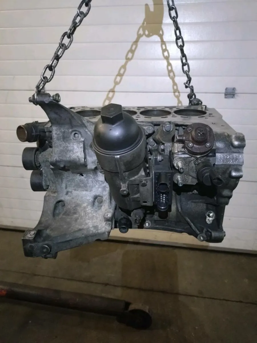 BMW 320d 520d N47D20A N47D20C Engine parts - Image 3