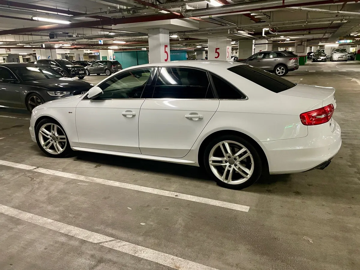 Audi A4 TFSi sline mint - Image 3