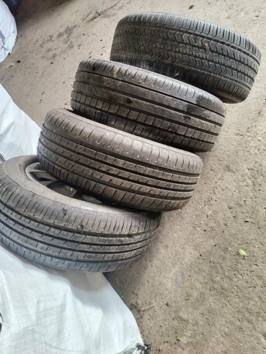 205/55/16 Audi/VW/skoda/caddy/golf ect alloys - Image 2