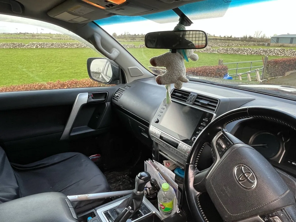 Toyota Landcruiser - Image 2