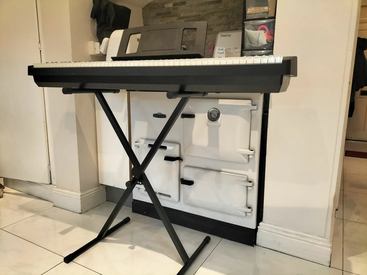 Electric piano for sale - Roland FP-10 - Image 1