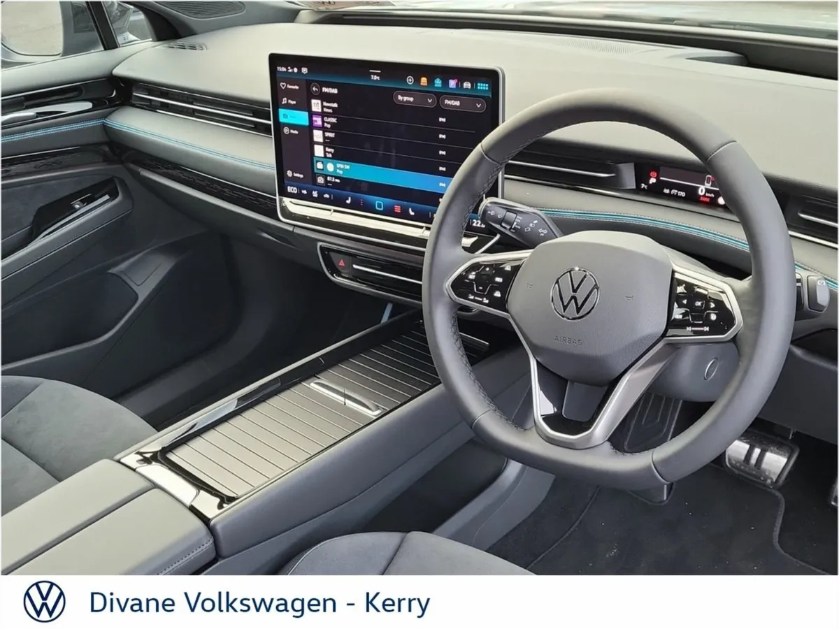 Volkswagen ID.7 5000 OFF PRO Plus 77kwh 615KM Ran - Image 4