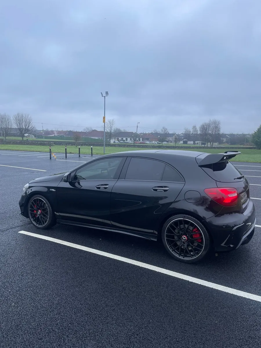 Mercedes Benz A45 AMG 4Matic - Image 3