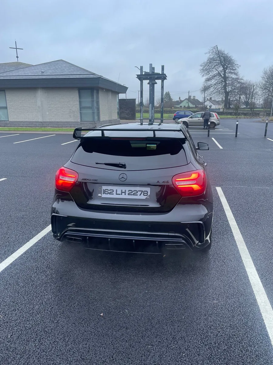 Mercedes Benz A45 AMG 4Matic - Image 4